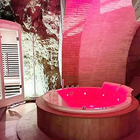 In 21 By Zoom In Earth * Casale Marittimo